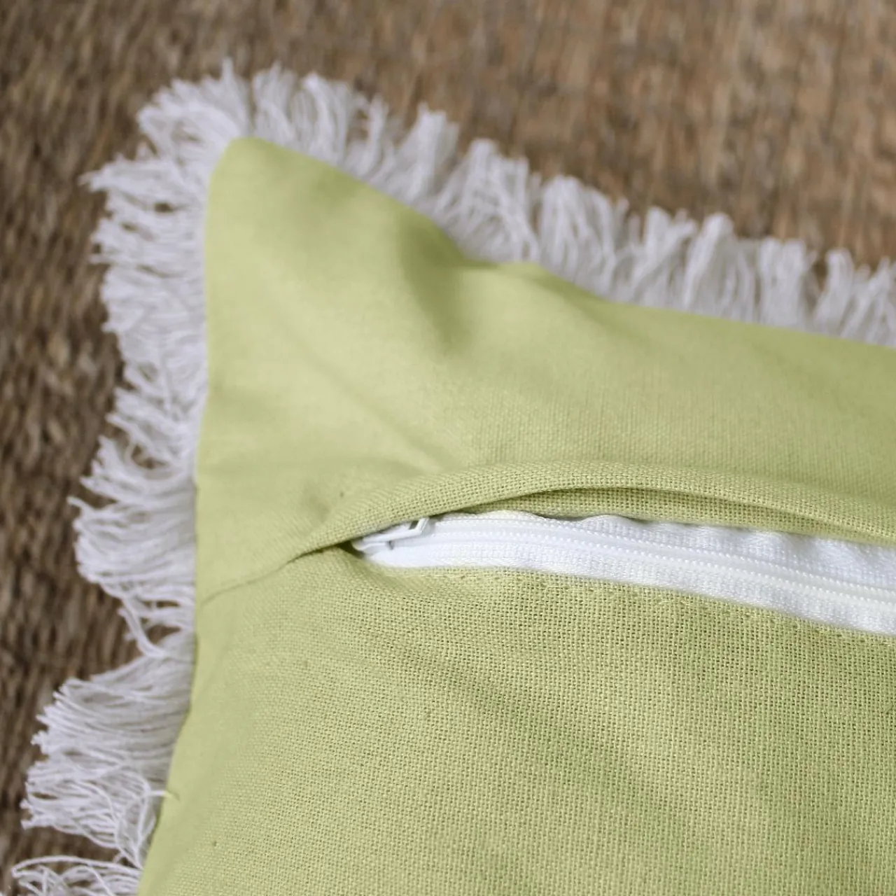 Coussin Et Housse|ENJOY HOME Coussin carré coton (40 x 40 cm) Herbier uni Vert tilleul