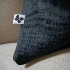 Coussin Et Housse|L'EFFET PAPILLON Coussin carré coton (60 x 60 cm) Sixtine Bleu nuit