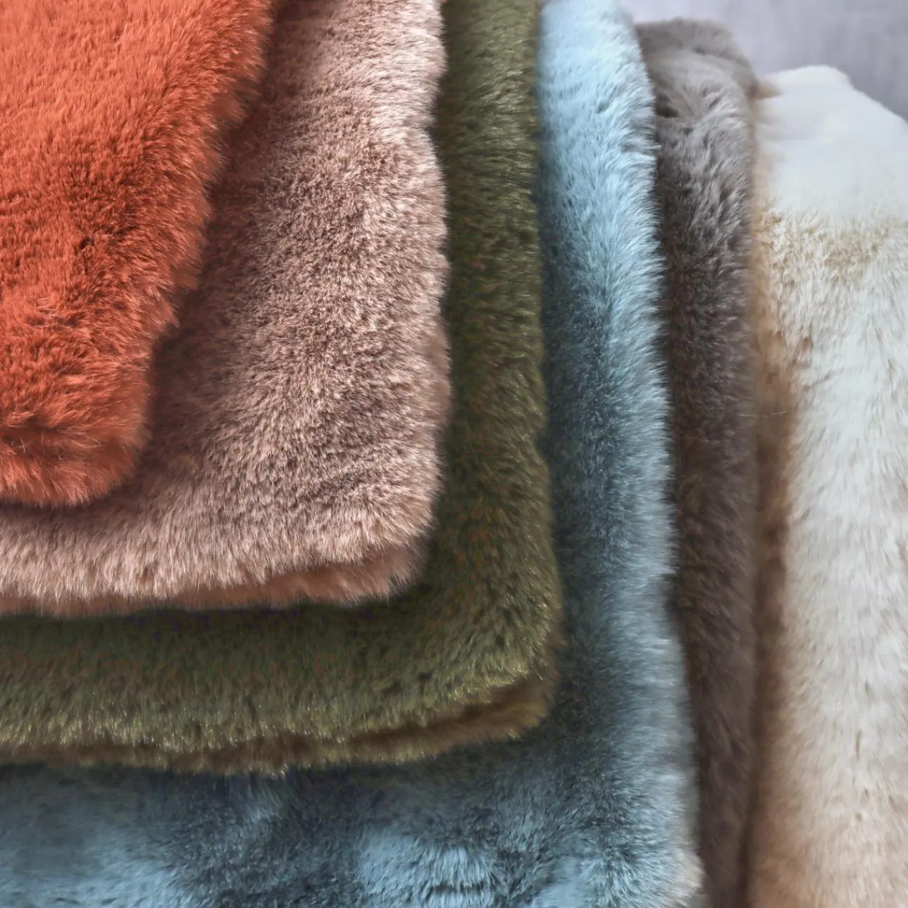 Coussin Et Housse|EMINZA Coussin rectangulaire fausse fourrure (40 x 60 cm) Finn Terracotta