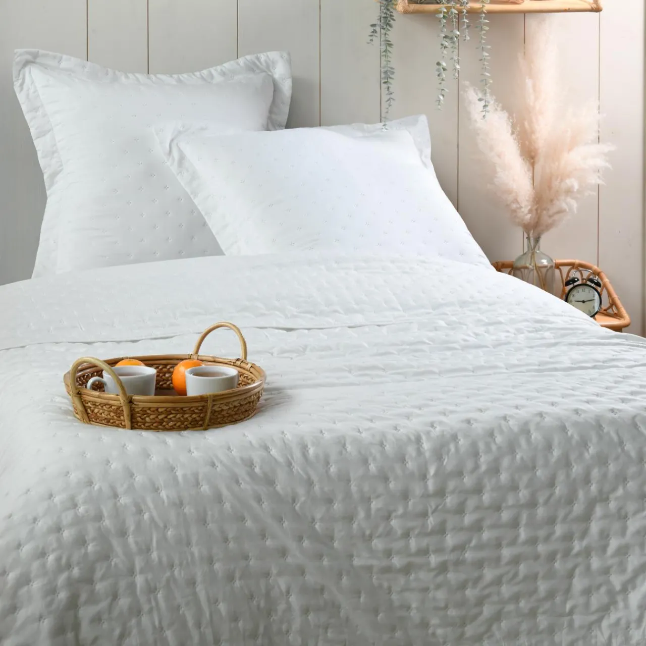 Couvre-Lit Et Édredon|STOF Couvre-lit matelassé avec deux taies d'oreiller (260 x 240 cm) Cléo Blanc