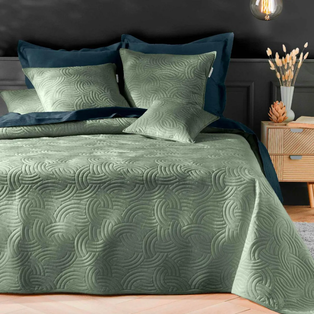 Couvre-Lit Et Édredon|douceur d'intu017drieur Couvre-lit matelassé et deux taies d'oreiller (240 x 260 cm) Solange cédre Vert
