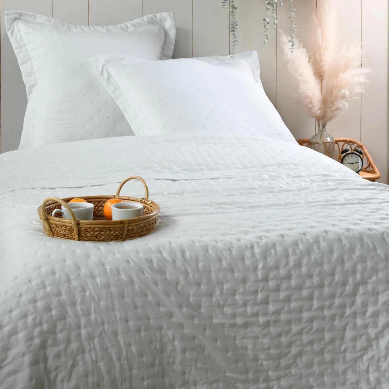 Couvre-Lit Et Édredon|STOF Couvre-lit matelassé et deux taies d'oreiller (240 x 220 cm) Cléo Blanc