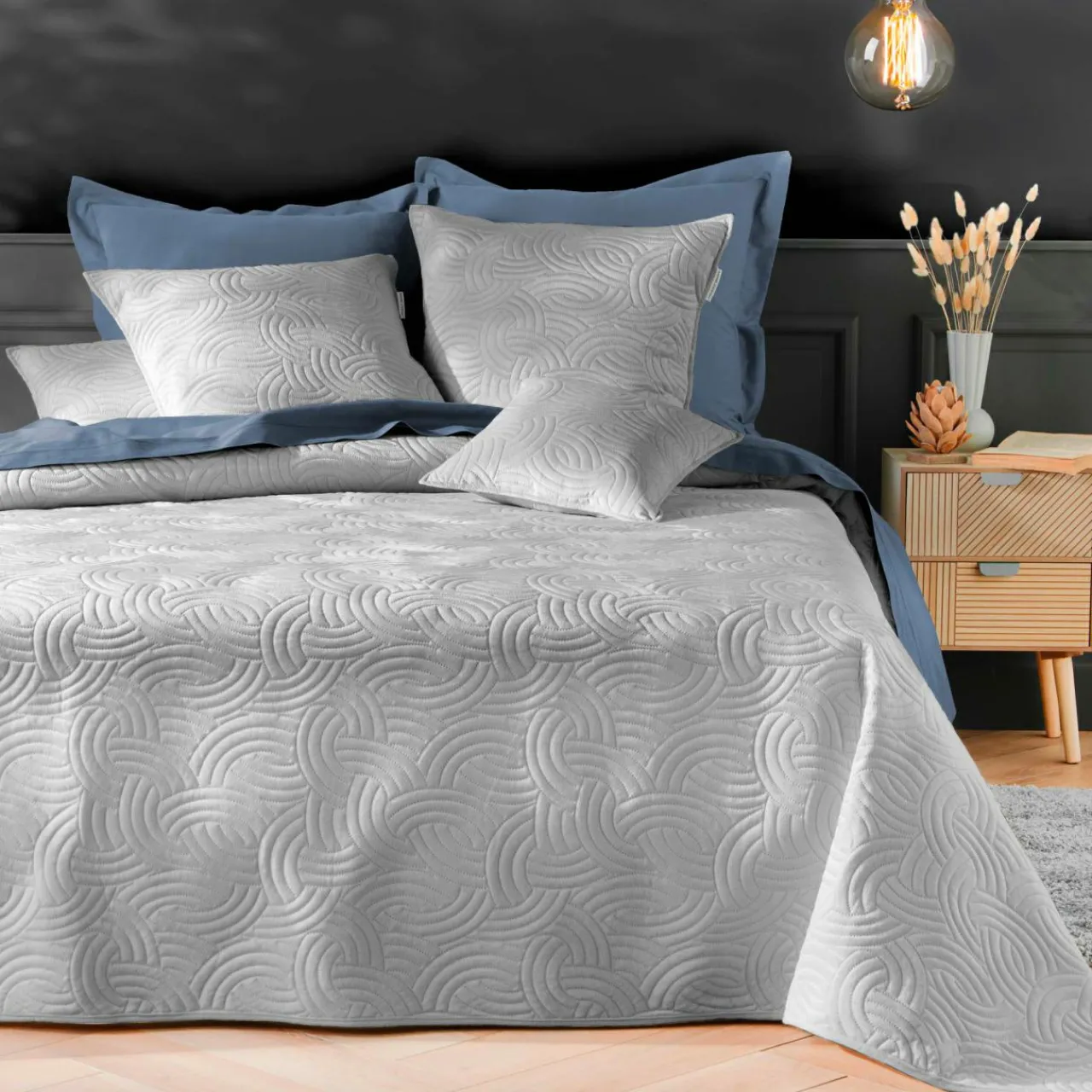 Couvre-Lit Et Édredon|douceur d'intu017drieur Couvre-lit matelassé et deux taies d'oreiller (240 x 260 cm) Solange Gris