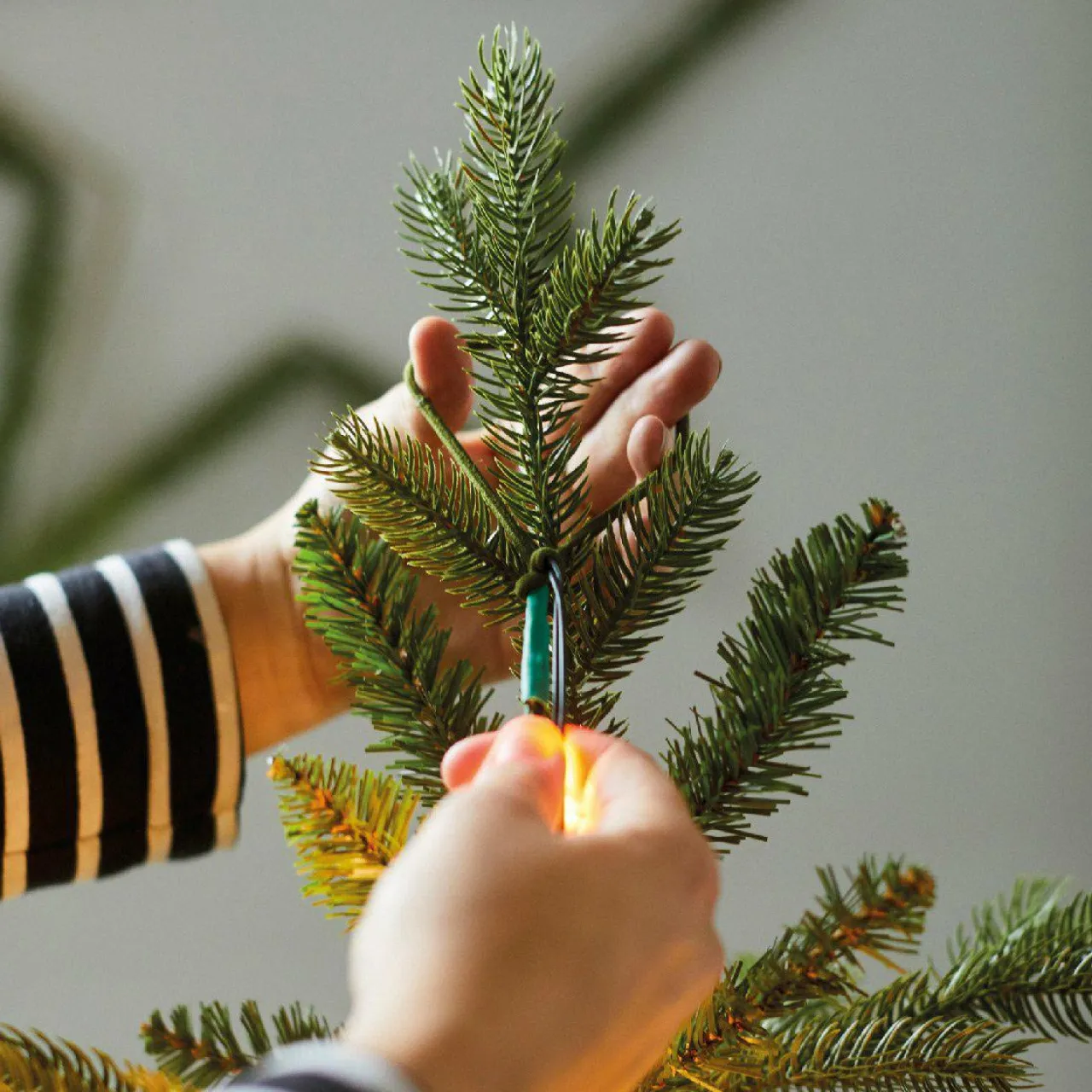 Guirlande Lumineuse|KAEMINGK Guirlande rideau pour sapin H2,40 m 832 Micro LED câble argent Blanc chaud Blanc Chaud - câble argent