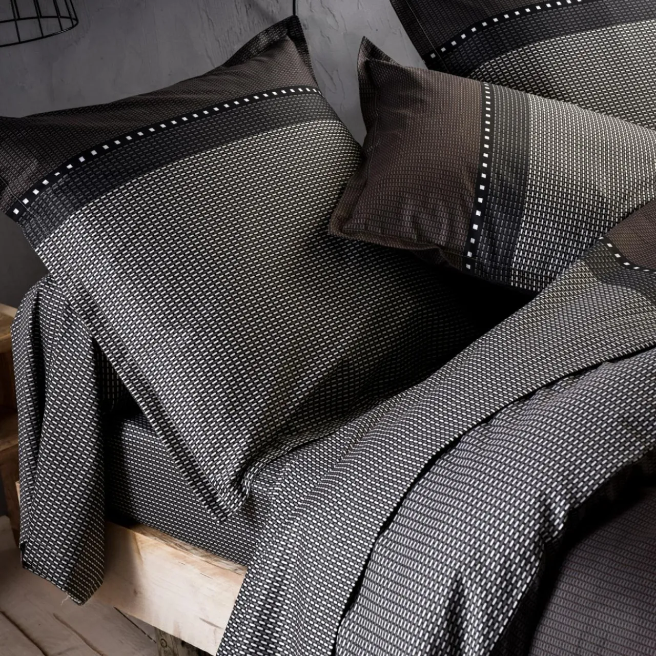 Housse De Couette|TRADI LINGE Housse de couette satin de coton (240 x 220 cm) Enzo e Noir