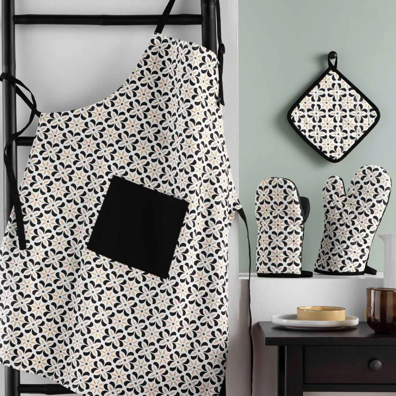 Accessoire Cuisine|douceur d'intu017drieur Manique en coton (19 x 19 cm) Solaris e Noir