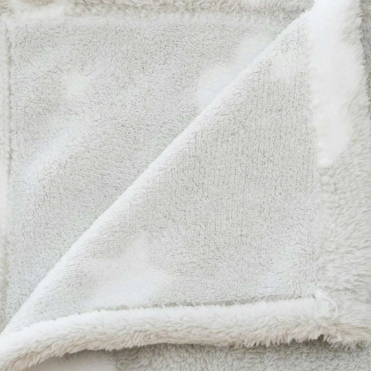 Coussin Et Plaid Enfant|Coussin Et Plaid Enfant|Atmosphera createur d'interieur for kids Plaid polaire phosphorescent enfant (125 x 150 cm) Voie lactée Gris clair